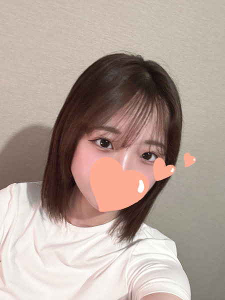 一条あきな｜はじめまして、一条あきなです！
愛嬌と元気が取り柄です🫶
先月生牡蠣を食べて当たってから生牡蠣がトラウマです🥲
お話しすることが大好きなのでたくさんお話ししましょ！
「会いにきてよかった！」と言ってもらえるように精一杯頑張ります！
素敵なご縁がありますように✨