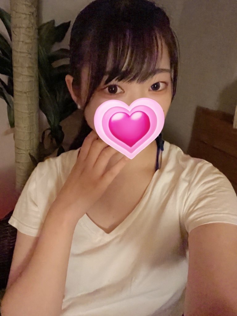 花森ななせ(22)